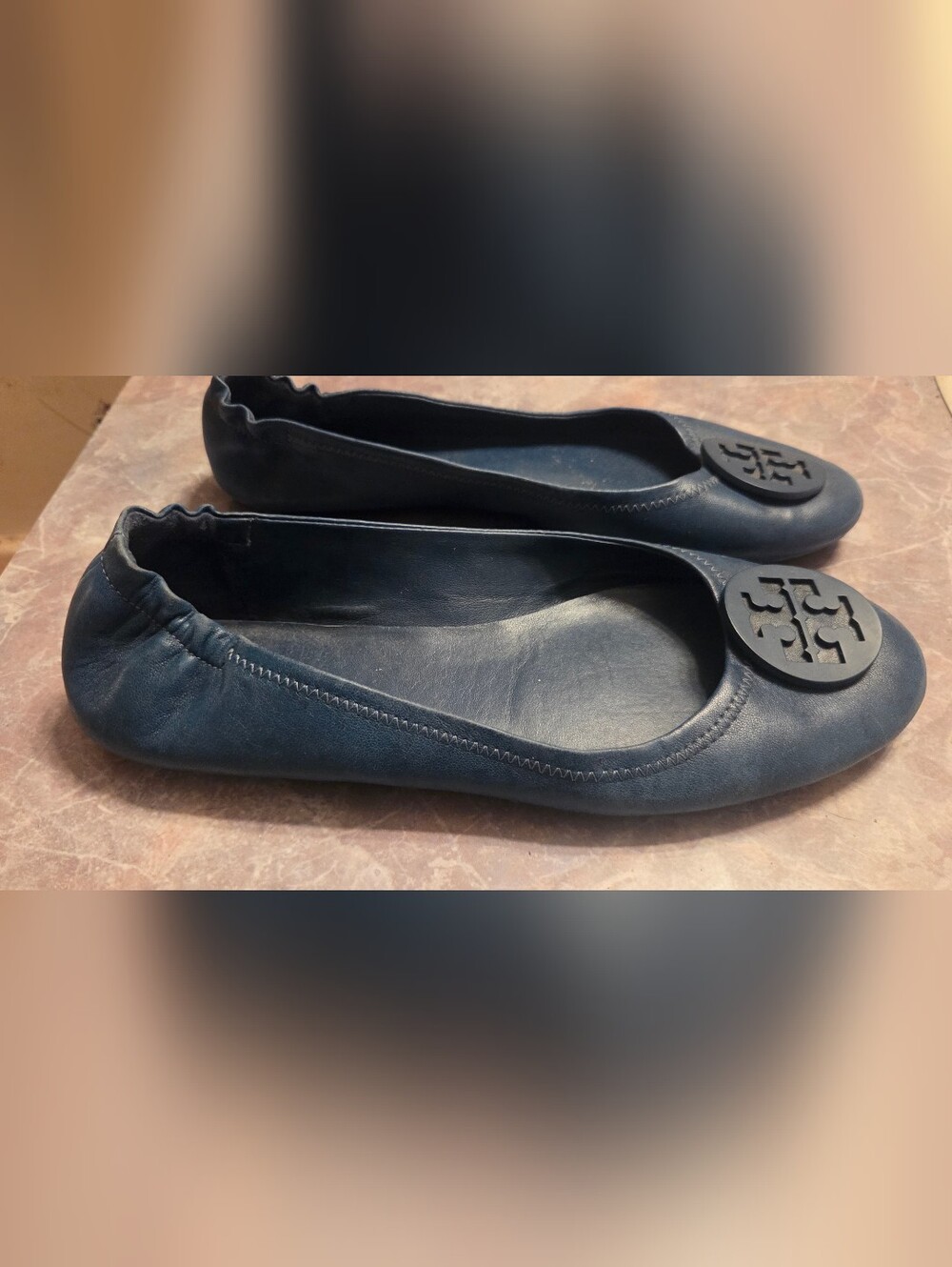 Tory Burch Navy Leather Logo Ballet Flats - Picture 5 of 6